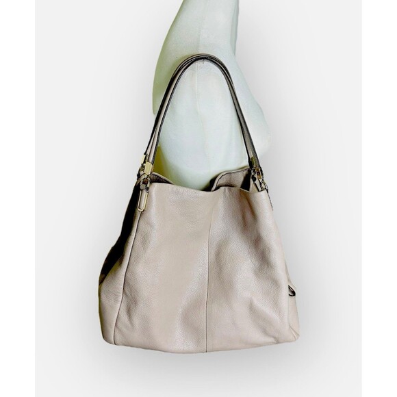 Coach Madison Large Phoebe Pebbled Leather Shoulder Bag Lavender Gray w/ Dustbag - Picture 3 of 14